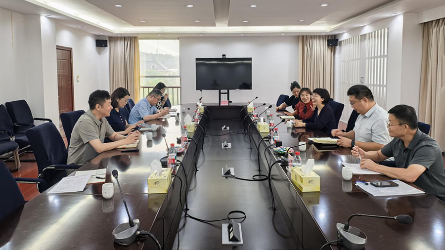 宿遷衛校一行到訪公司 共同探索校企合作